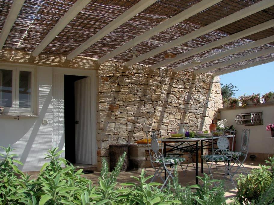 Trulli Fogliarella Guest House Ostuni Exterior foto