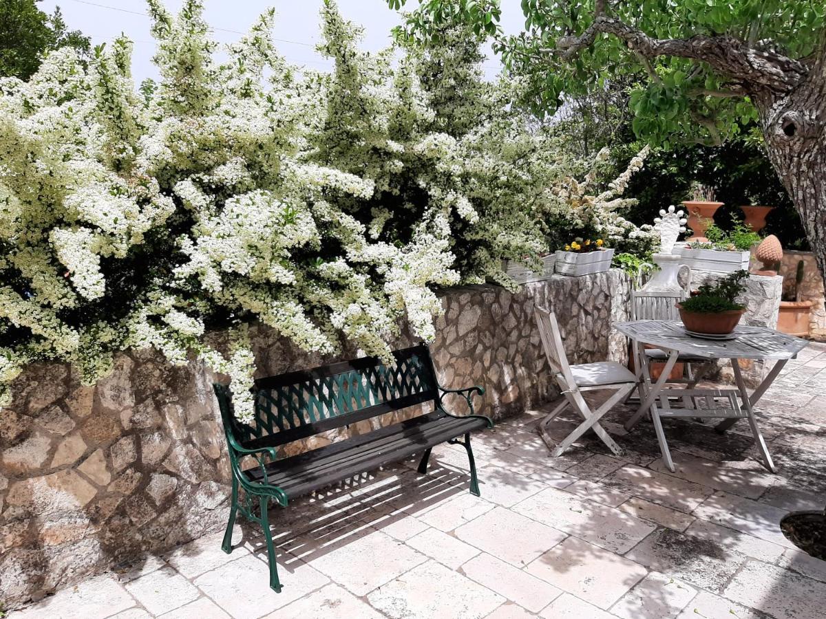 Trulli Fogliarella Guest House Ostuni Exterior foto