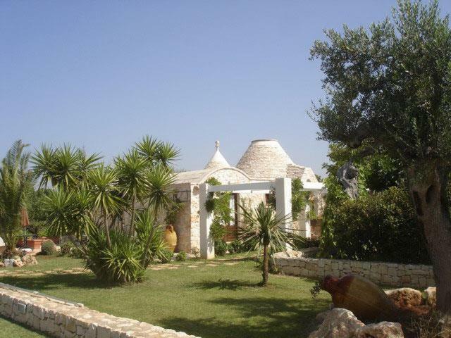 Trulli Fogliarella Guest House Ostuni Exterior foto